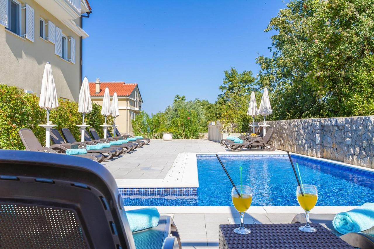 Luxury Apartments Villa Mande Malinska Dış mekan fotoğraf